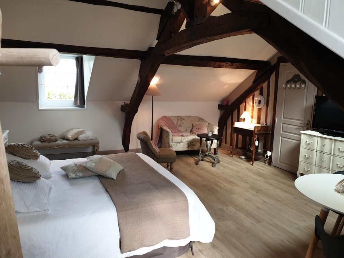 D'Anciennes "Chambres De Bonnes" Honfleur Luaran gambar