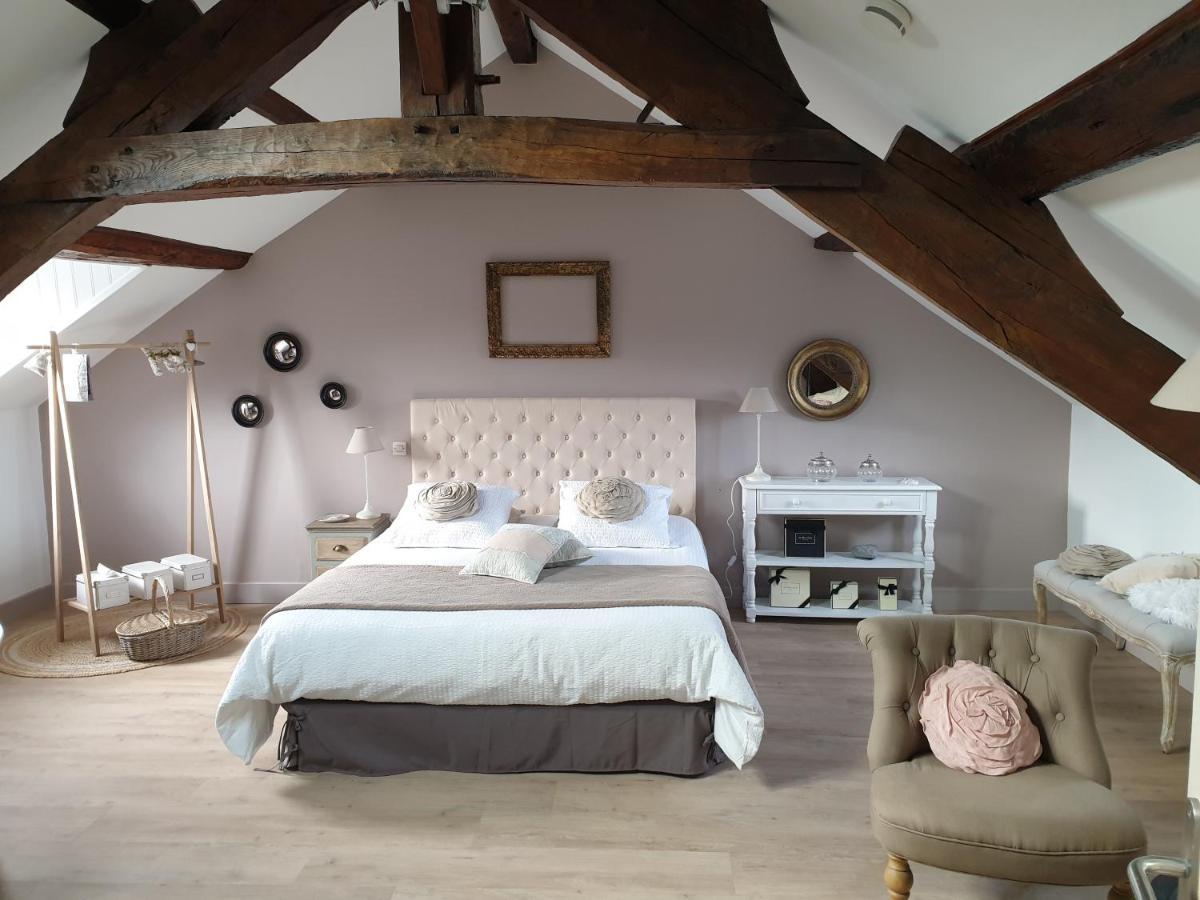 D'Anciennes "Chambres De Bonnes" Honfleur Luaran gambar